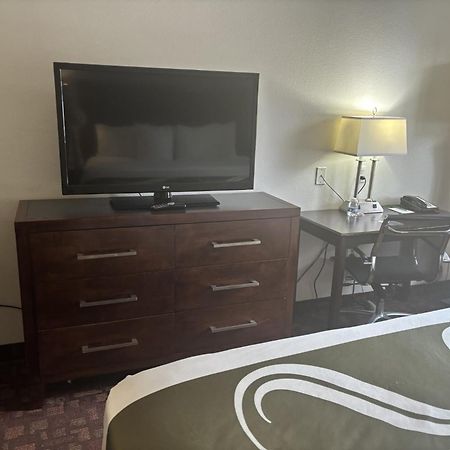 Quality Inn & Suites Lakewood - Denver Southwest المظهر الخارجي الصورة