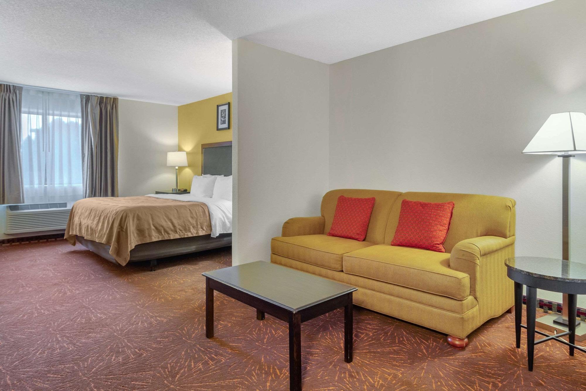 Quality Inn & Suites Lakewood - Denver Southwest المظهر الخارجي الصورة