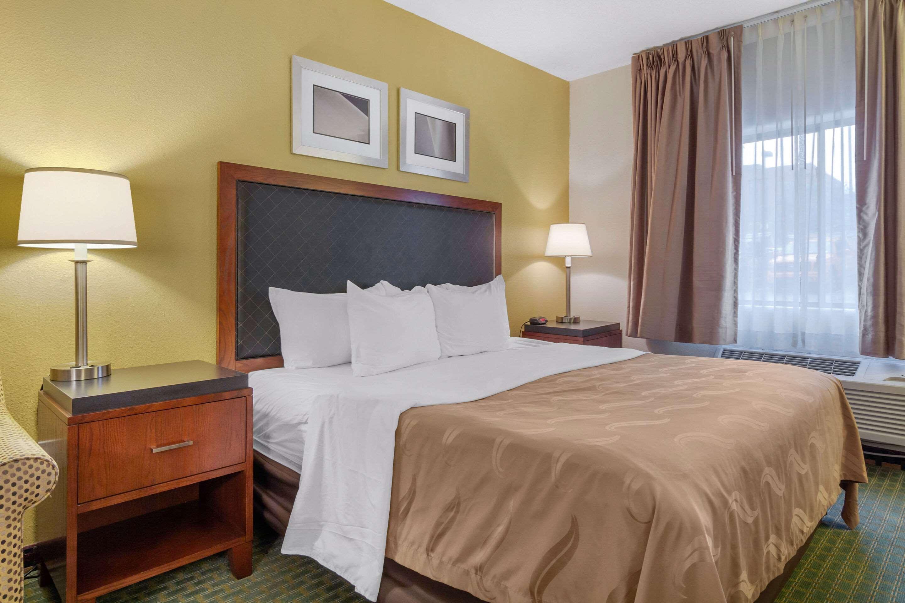 Quality Inn & Suites Lakewood - Denver Southwest المظهر الخارجي الصورة