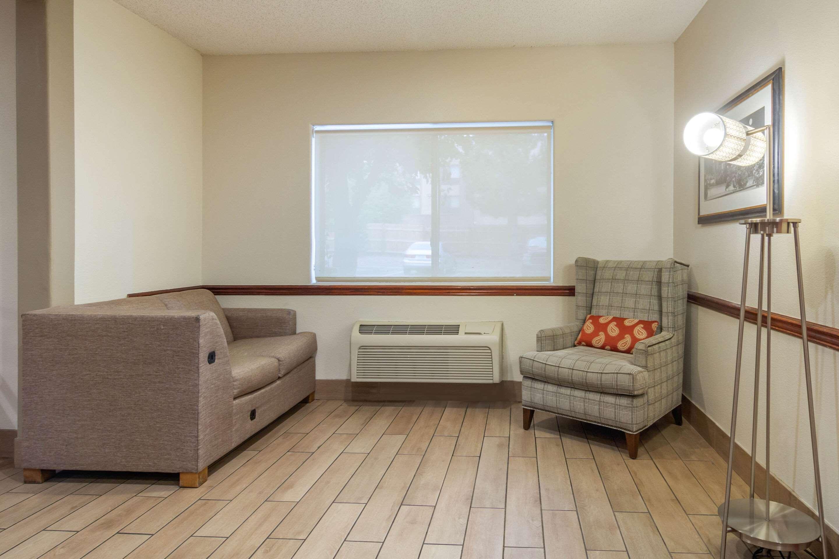 Quality Inn & Suites Lakewood - Denver Southwest المظهر الخارجي الصورة