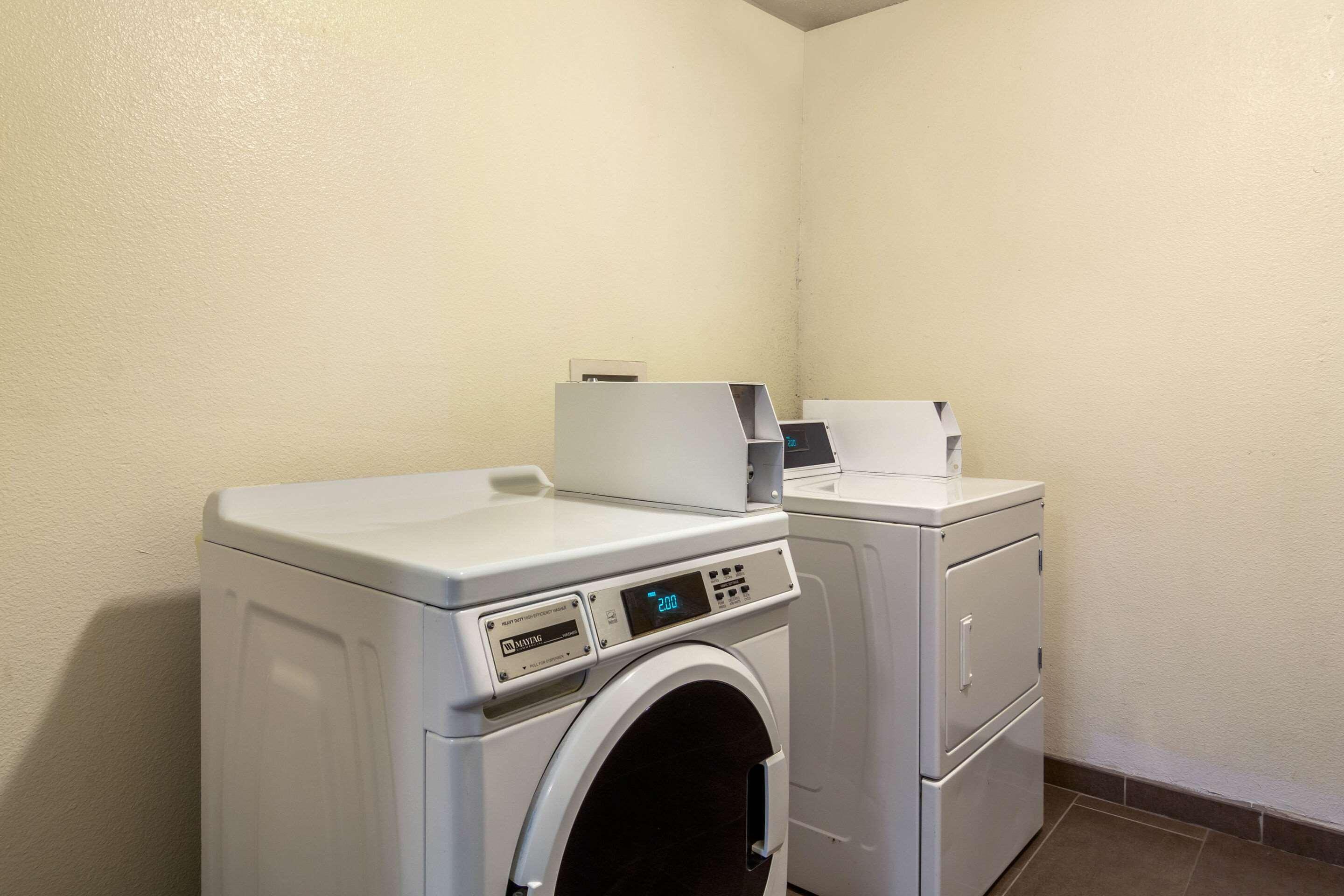 Quality Inn & Suites Lakewood - Denver Southwest المظهر الخارجي الصورة