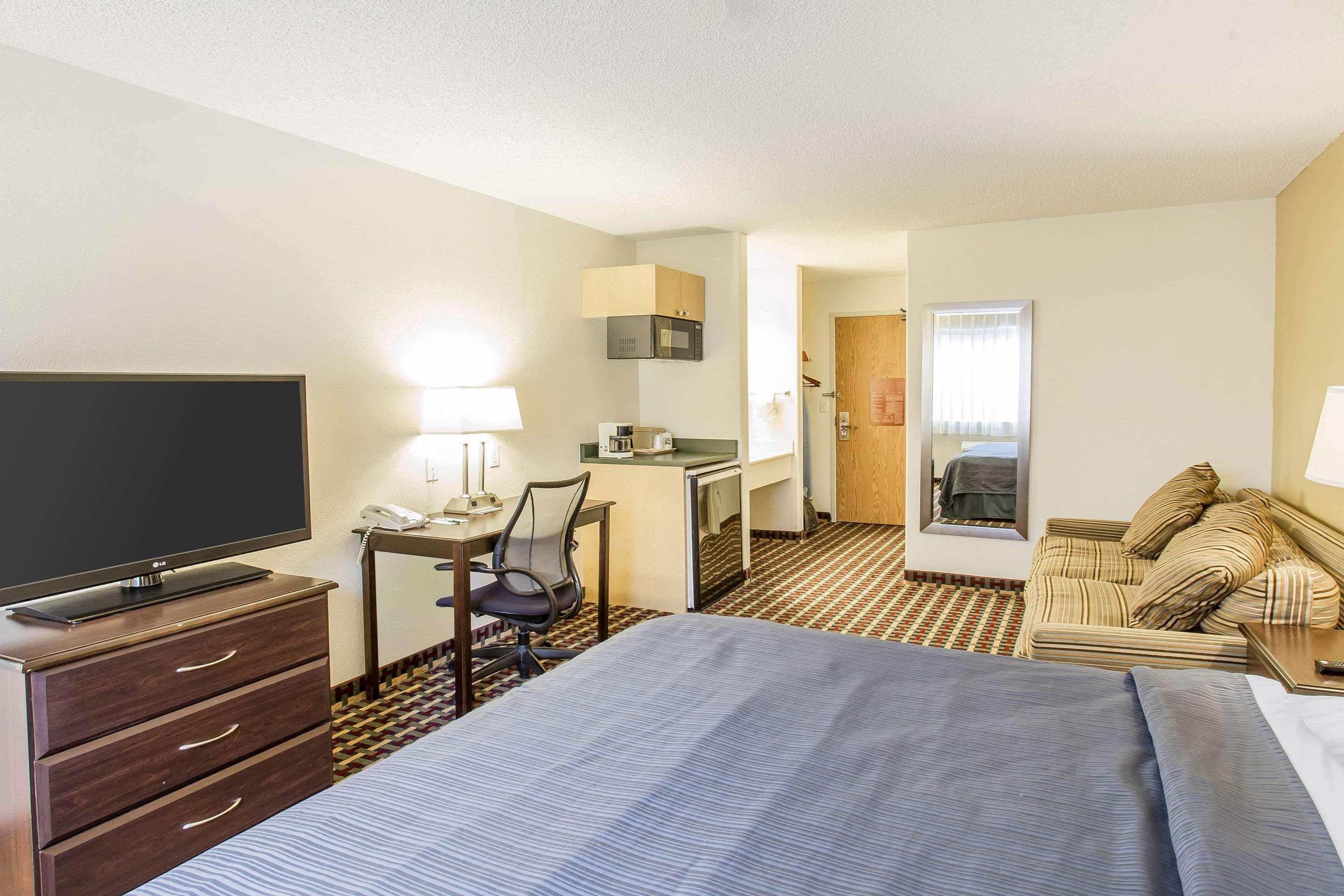 Quality Inn & Suites Lakewood - Denver Southwest المظهر الخارجي الصورة