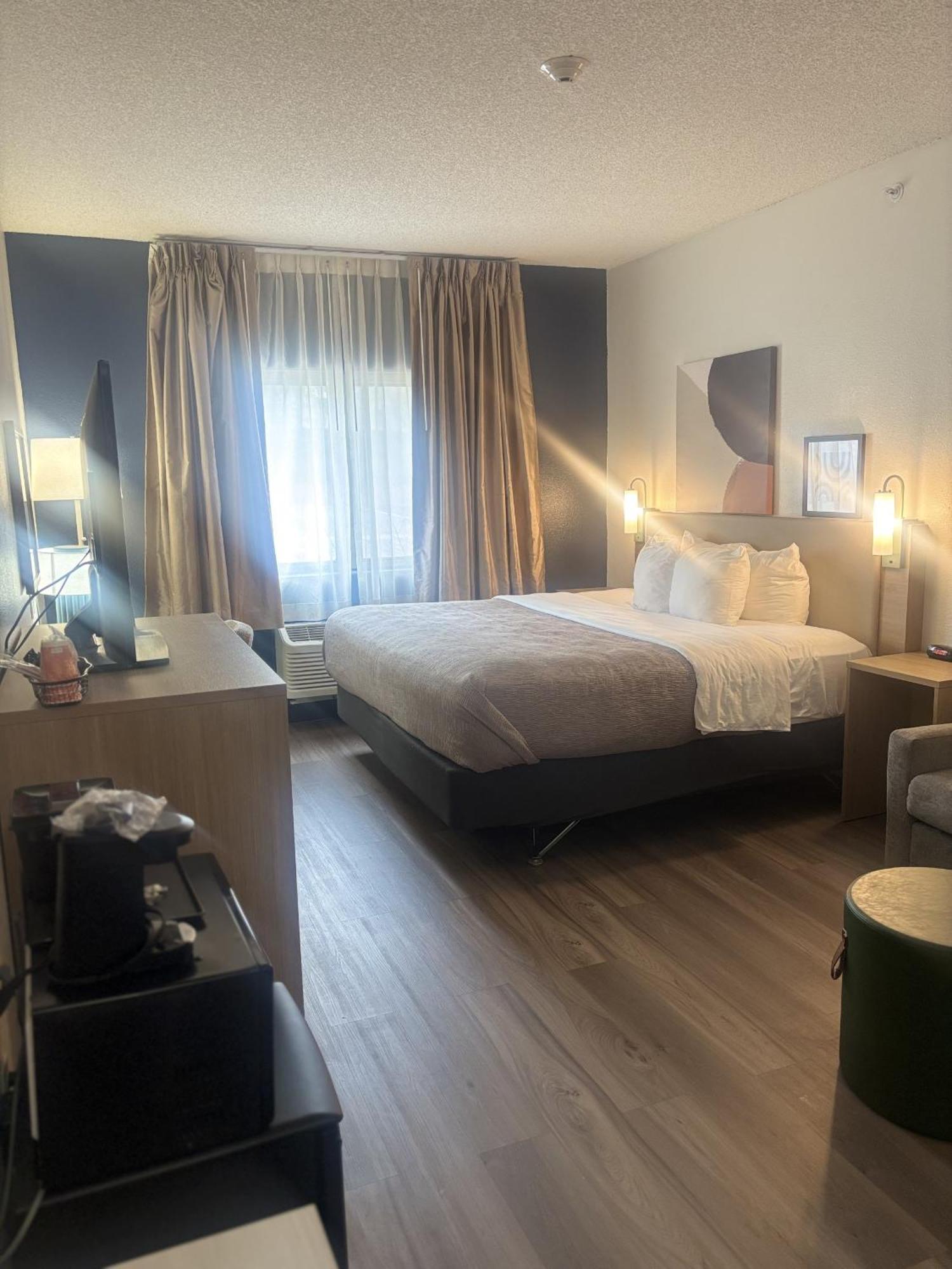 Quality Inn & Suites Lakewood - Denver Southwest المظهر الخارجي الصورة