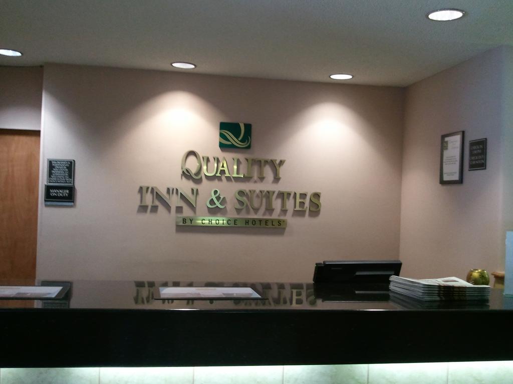 Quality Inn & Suites Lakewood - Denver Southwest المظهر الخارجي الصورة